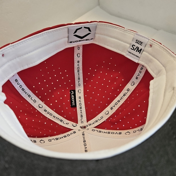 EvoShield Flexfit South Bend Cubs Minor League Red/Whit Trucker Baseball Cap - Picture 8 of 10